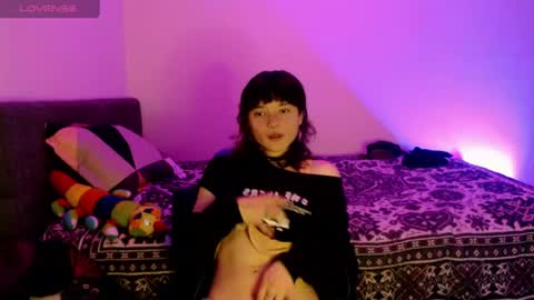 Snapshot of rachel_garden2 chatting on 08-06-26, 04:47 rachel_garden2 online show from 08-06-26, 04:47