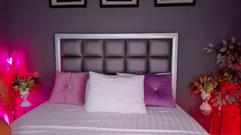 rachel_quinn_ online show from 10-15-25, 03:39