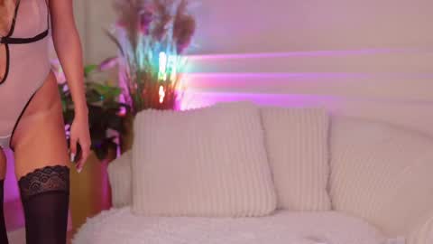 rachel_quinn_ online show from 06-10-26, 03:50