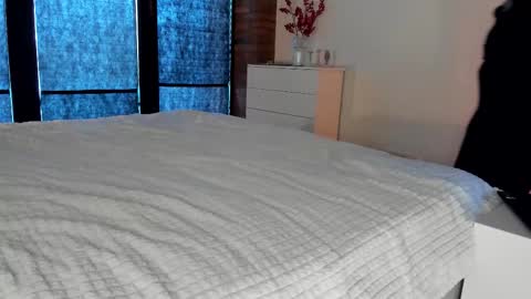 Snapshot of rachel_rey chatting on 02-12-26, 10:10 Sherryl online show from 02-12-26, 10:10