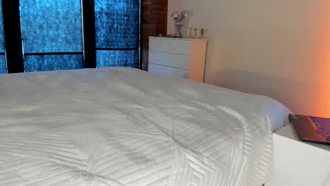 Snapshot of rachel_rey chatting on 02-26-26, 09:19 Sherryl online show from 02-26-26, 09:19