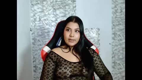 rachel_sky1 online show from 05-25-26, 06:47