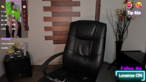 Snapshot of racheladamsxx25 chatting on 11-03-25, 12:17 Call me rachel online show from 11-03-25, 12:17