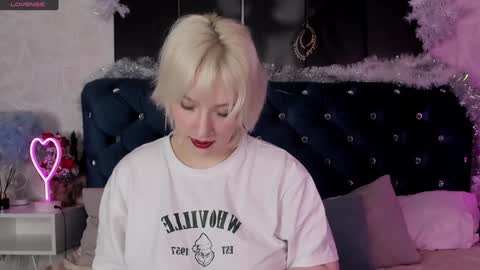 RachelCart online show from 01-15-25, 04:04