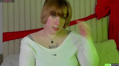 Snapshot of rachelcart chatting on 06-22-26, 03:08 RachelCart online show from 06-22-26, 03:08