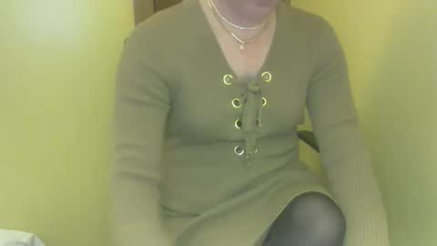 Snapshot of rachelcrossxo chatting on 03-20-26, 12:59 RachelCrossXO online show from 03-20-26, 12:59