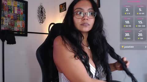 Snapshot of rachell_420 chatting on 05-28-26, 06:27 rachell_420 online show from 05-28-26, 06:27