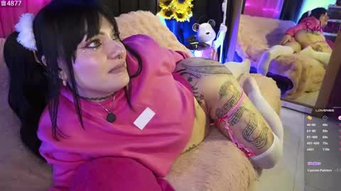 Snapshot of rachellkors_ chatting on 09-21-25, 10:39 rachellk online show from 09-21-25, 10:39