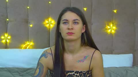 Snapshot of rachellsimpson chatting on 12-29-24, 06:27 RachellSimpson online show from 12-29-24, 06:27