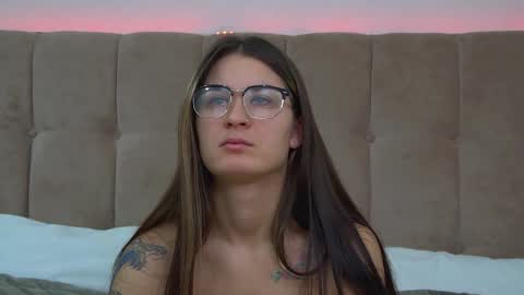 Snapshot of rachellsimpson chatting on 01-16-25, 06:16 RachellSimpson online show from 01-16-25, 06:16