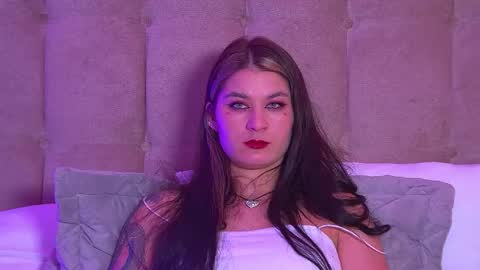 Snapshot of rachellsimpson chatting on 02-11-25, 01:31 RachellSimpson online show from 02-11-25, 01:31