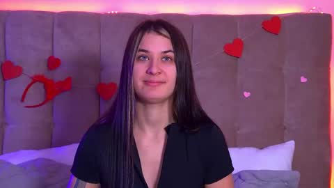 Snapshot of rachellsimpson chatting on 02-17-25, 06:26 RachellSimpson online show from 02-17-25, 06:26