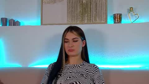 Snapshot of rachellsimpson chatting on 03-02-25, 09:32 RachellSimpson online show from 03-02-25, 09:32