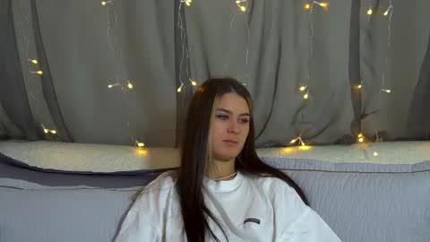 Snapshot of rachellsimpson chatting on 11-18-25, 06:45 RachellSimpson online show from 11-18-25, 06:45