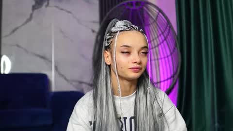 Snapshot of rachelravee chatting on 10-28-25, 05:22 Ann online show from 10-28-25, 05:22