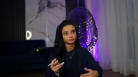 Snapshot of rachelravee chatting on 11-23-25, 05:18 Ann online show from 11-23-25, 05:18