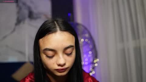 Snapshot of rachelravee chatting on 12-03-25, 05:04 Ann online show from 12-03-25, 05:04