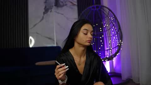 Snapshot of rachelravee chatting on 12-04-25, 05:17 Ann online show from 12-04-25, 05:17