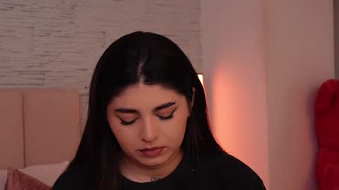 Snapshot of rachelswaan chatting on 12-22-24, 11:33 RachelSwaan online show from 12-22-24, 11:33