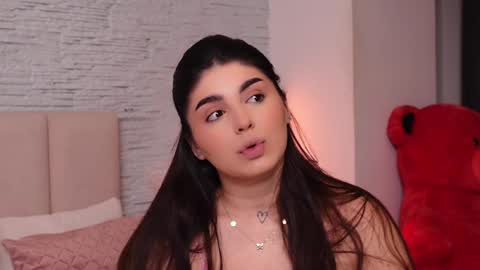 Snapshot of rachelswaan chatting on 12-29-24, 04:48 RachelSwaan online show from 12-29-24, 04:48
