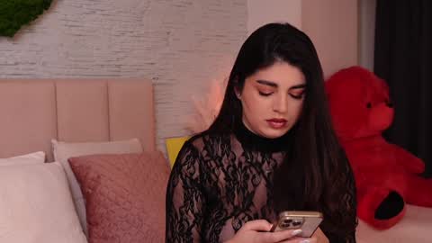 Snapshot of rachelswaan chatting on 01-25-25, 09:36 RachelSwaan online show from 01-25-25, 09:36