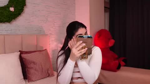 Snapshot of rachelswaan chatting on 02-22-25, 06:06 RachelSwaan online show from 02-22-25, 06:06
