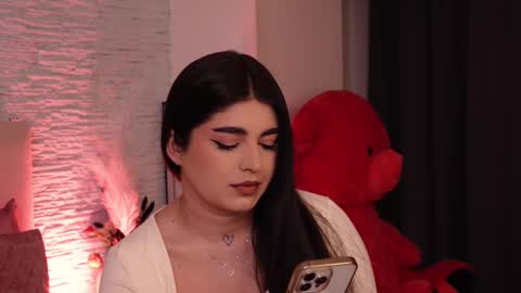 Snapshot of rachelswaan chatting on 02-26-25, 05:42 RachelSwaan online show from 02-26-25, 05:42