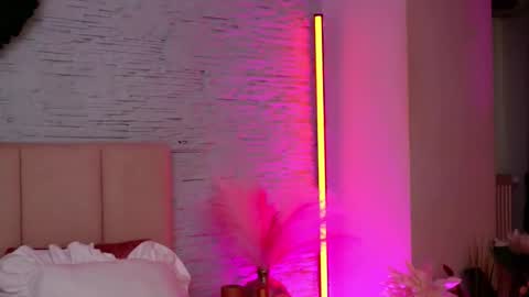 RachelSwaan online show from 02-10-26, 07:23