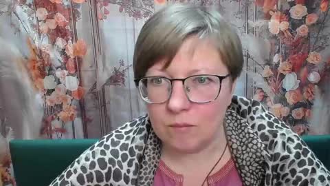 Snapshot of radachudna chatting on 04-29-26, 06:06 RadaChudna online show from 04-29-26, 06:06