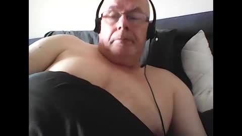 Snapshot of rader50 chatting on 03-14-26, 09:59 rader50 online show from 03-14-26, 09:59