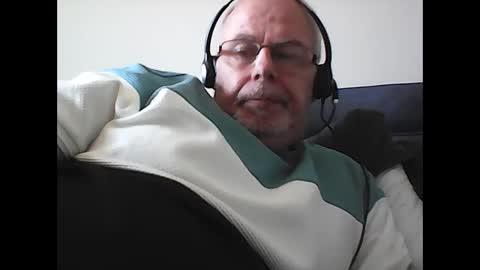 Snapshot of rader50 chatting on 04-06-26, 11:22 rader50 online show from 04-06-26, 11:22