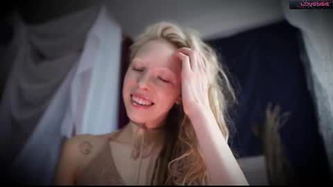 Snapshot of radiant_ada chatting on 03-08-25, 08:44 ada online show from 03-08-25, 08:44