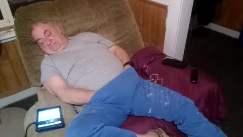 Radioman for fun online show from 03-04-26, 03:18