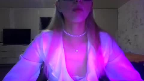 radish666 online show from 06-10-26, 07:24