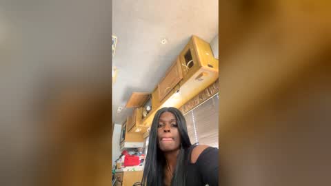 Rae Reign online show from 06-07-26, 10:13