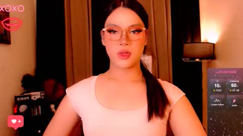 Snapshot of raeganclinton chatting on 11-09-25, 05:39 raeganclinton online show from 11-09-25, 05:39