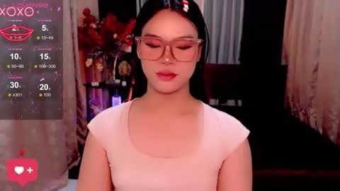 Snapshot of raeganclinton chatting on 11-10-25, 01:15 raeganclinton online show from 11-10-25, 01:15