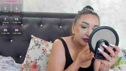 raelledarkstar online show from 05-22-26, 07:48