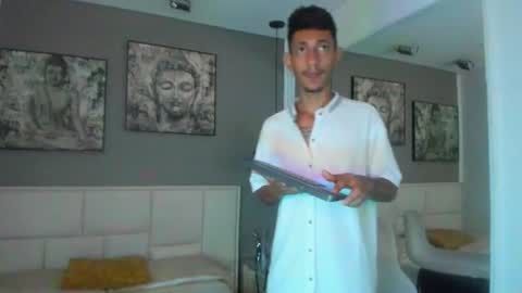 Raf Koons online show from 07-14-26, 03:11
