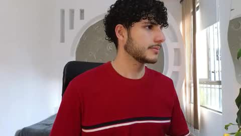 Snapshot of rafael_mendez chatting on 09-14-25, 08:19 R A F A E L online show from 09-14-25, 08:19