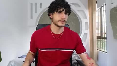 Snapshot of rafael_mendez chatting on 11-27-25, 08:44 R A F A E L online show from 11-27-25, 08:44