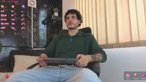 R A F A E L online show from 04-05-26, 09:12