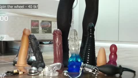 Snapshot of rafaslave chatting on 01-04-25, 04:01 Rafa Slave online show from 01-04-25, 04:01