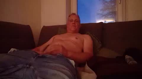 raffael303 online show from 09-19-25, 06:08