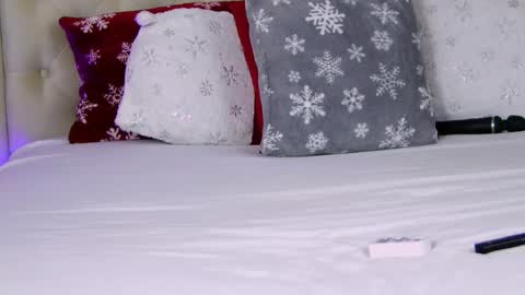 Monica  online show from 11-26-25, 06:36