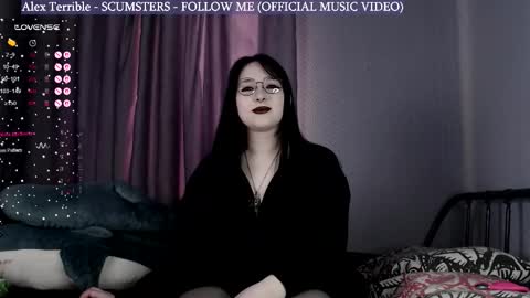 Janna  online show from 12-17-25, 06:08