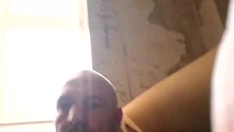 Snapshot of ragingzef69 chatting on 01-16-25, 10:44 Bigthickdickinvic online show from 01-16-25, 10:44