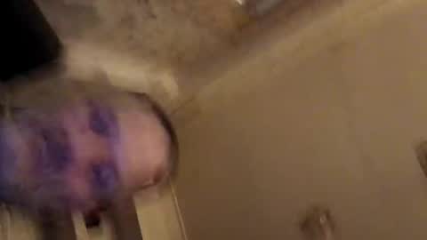 Snapshot of ragingzef69 chatting on 02-14-25, 10:49 Bigthickdickinvic online show from 02-14-25, 10:49