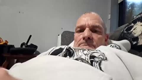 Snapshot of ragingzef69 chatting on 07-02-26, 05:57 Bigthickdickinvic online show from 07-02-26, 05:57