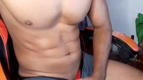 Snapshot of ragnar586 chatting on 02-07-25, 06:34 Ragnar69 online show from 02-07-25, 06:34